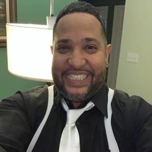 Meet your Posher, Carlos